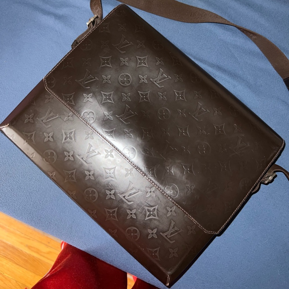 Louis Vuitton messenger bag/ computer bag